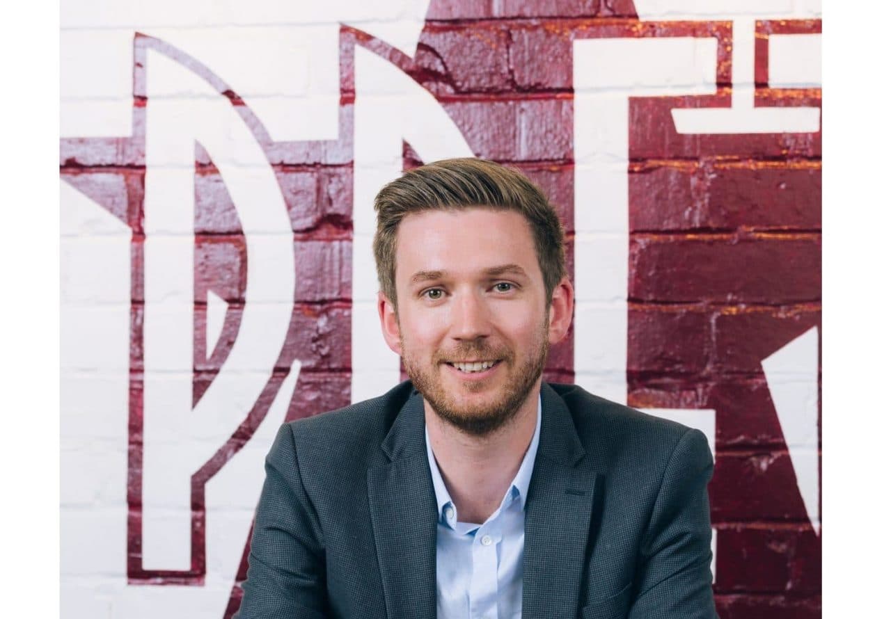 Guy Meakin, Pret